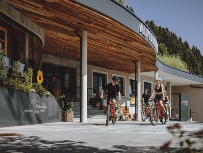 Wellnessurlaub - Hotel-Schwerpunkt: Wellness & Familie - Sportresort Alpenblick E-Bike Tour - Sportresort Alpenblick