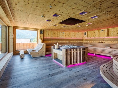 Wellnessurlaub - Tirol - Zirben-Panorama-Sauna
©️ Günter Standl - Hotel Post Lermoos