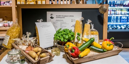 Wellnessurlaub - Tirol - Innovatives Verpflegungskonzept mit dem Kochhaustisch oder Topfgerichte - Kaiserlodge 