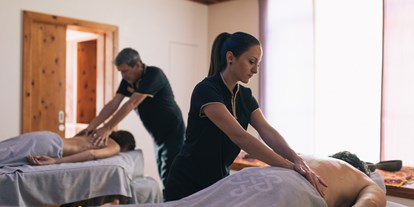 Wellnessurlaub - Nuad Thai Yoga Körperarbeit - Partner Massagen im ...liebes Rot-Flüh - Wellnesshotel ...liebes Rot-Flüh