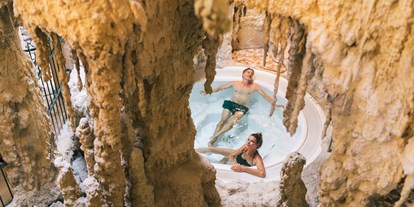 Wellnessurlaub - Nuad Thai Yoga Körperarbeit - Österreich - Grotte (Pool)  im ...liebes Rot-Flüh - Wellnesshotel ...liebes Rot-Flüh