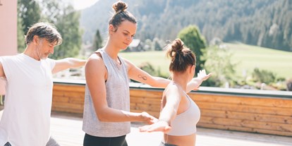 Wellnessurlaub - Oetz - Yoga im Wellnesshotel ...liebes Rot-Flüh im Tannheimer Tal in Tirol - Wellnesshotel ...liebes Rot-Flüh