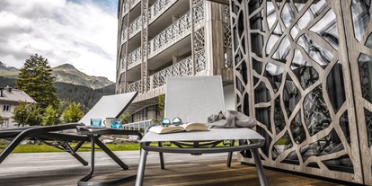 Wellnessurlaub - Parkplatz: gebührenpflichtig in Gehweite - Valsana Spa - Valsana Hotel Arosa