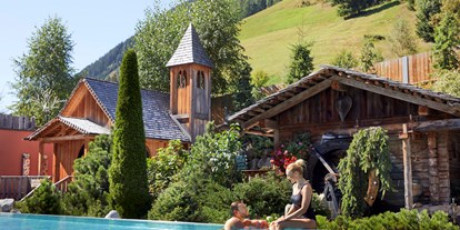 Wellnessurlaub - Pools: Infinity Pool - Italien - Hotel Quelle Nature Spa Resort *****
