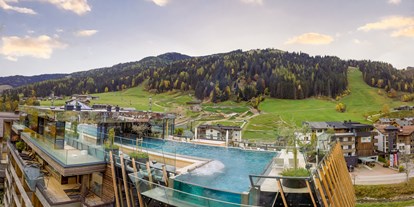 Wellnessurlaub - Pools: Infinity Pool - Österreich - Salzburger Hof Leogang