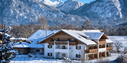 Wellnessurlaub - Hotel-Schwerpunkt: Wellness & Sightseeing - Winter in Füssen/Hotelansicht - Hotel Sommer