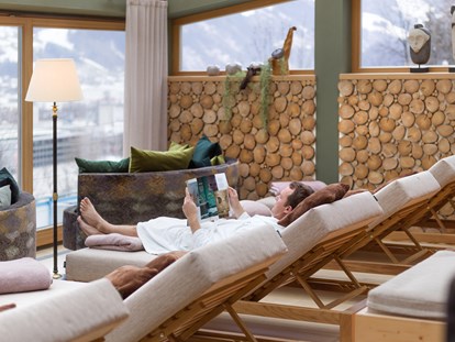 Wellnessurlaub - Rücken-Nacken-Massage - Die Ruhe genießen - Alpin Family Resort Seetal****s