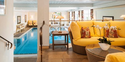 Wellnessurlaub - Verpflegung: Vollpension - Schwimmbad im Wellnessbereich 'Sano e Salvo' - Relais & Châteaux Hotel Schwarzmatt
