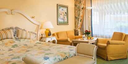 Wellnessurlaub - Verpflegung: Vollpension - Komfort-Doppelzimmer - Relais & Châteaux Hotel Schwarzmatt