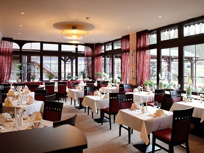Wellnessurlaub - Whirlpool am Zimmer - Restaurant - The Lakeside Burghotel zu Strausberg