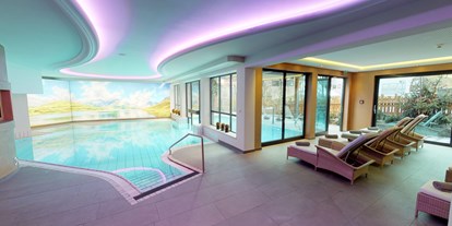 Wellnessurlaub - Pantai Luar Massage - Österreich - Pool - Hotel Kendler
