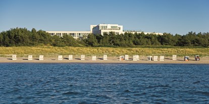Wellnessurlaub - Entfernung zum Strand - Strandhotel Fischland direkt in den Dünen mit Meer - Strandhotel Fischland 