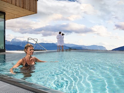 Wellnessurlaub - Hotel-Schwerpunkt: Wellness & Wandern - Tratterhof Mountain Sky® Hotel