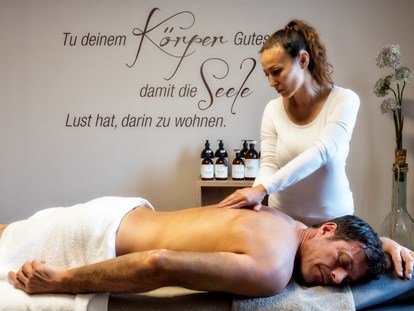 Wellnessurlaub - Tux - Massage - Hotel Sun