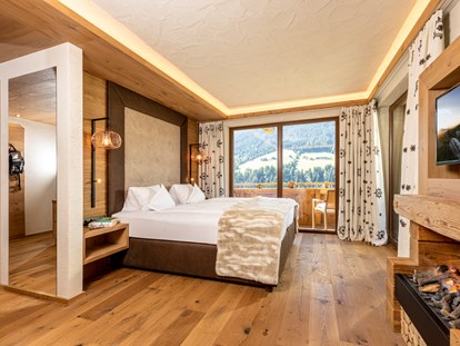 Wellnessurlaub - Kitzbühel - Familienzimmer mit Panorama - Alpbacherhof****s - Mountain & Spa Resort