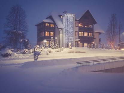 Wellnessurlaub - Österreich - Wenn der Schnee vom Himmel fällt, die Kinderaugen voller Vorfreude leuchten und wir uns nach Herzlichkeit und dem Miteinander sehnen, dann ist sie nicht mehr weit: Die geliebte Weihnachtszeit.  - Hotel Annelies