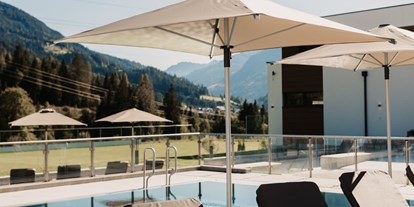 Wellnessurlaub - Pools: Sportbecken - Österreich - Hofgut Apartment & Lifestyle Resort Wagrain