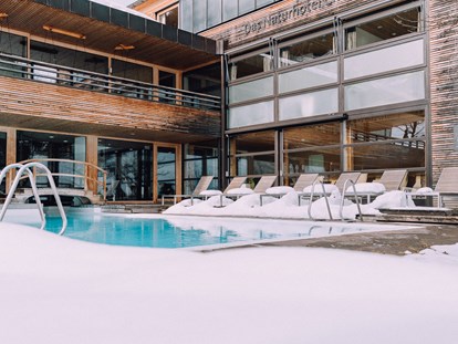 Wellnessurlaub - Hotel-Schwerpunkt: Wellness & Skifahren - Das Naturhotel Chesa Valisa im Winter - Das Naturhotel Chesa Valisa****s