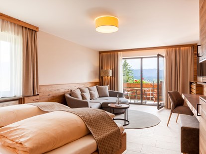 Wellnessurlaub - Oetz - Suite mit Balkon oder Terrasse und separatem Einzelzimmer - Biohotel Eggensberger****