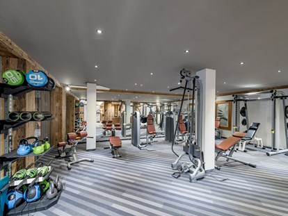 Wellnessurlaub - Hotel-Schwerpunkt: Wellness & Familie - Fitnesstudio mit Gymnstikraum 225m² - Aktiv- & Wellnesshotel Bergfried
