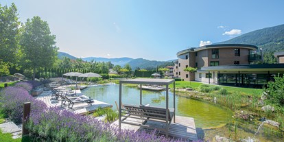 Wellnessurlaub - Pools: Schwimmteich - Italien - Kronhotel Leitgam "luxury hotel for two"