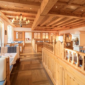Wellnesshotel: Restaurant in unserem Hotel mit Buffet. - Hotel EDELWEISS Berchtesgaden