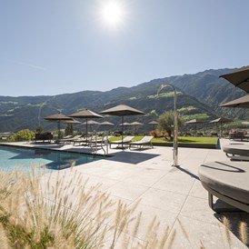 Wellnesshotel: Sky-Infinity-Pool 32 °C mit Thermalwasser - Feldhof DolceVita Resort