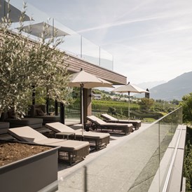 Wellnesshotel: Panoramaterrasse im Sky-Spa - Feldhof DolceVita Resort