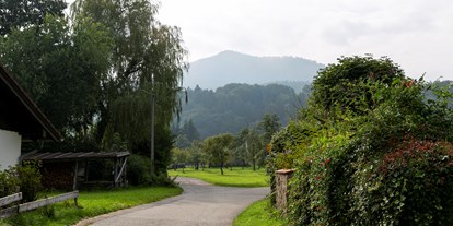 Wellnessurlaub - Verpflegung: Frühstück - Oberndorf in Tirol - Lage_2 - Landgasthof Karner