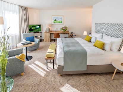 Wellnessurlaub - Bettgrößen: Doppelbett - Haugschlag - Deluxe Zimmer mit französischem Balkon ©Inge Prader - Golfresort Haugschlag