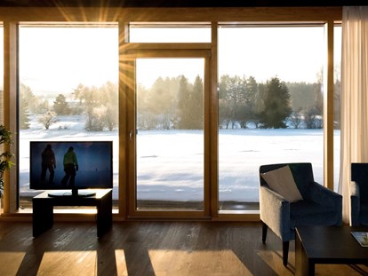 Wellnessurlaub - Lymphdrainagen Massage - Niederösterreich - Blick aus der Fairway-Suite Winter ©Christian Freitag - Golfresort Haugschlag