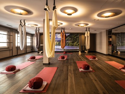 Wellnessurlaub - Hotel-Schwerpunkt: Wellness & Romantik - Mosel - Yogaraum - Moselschlösschen Spa & Resort