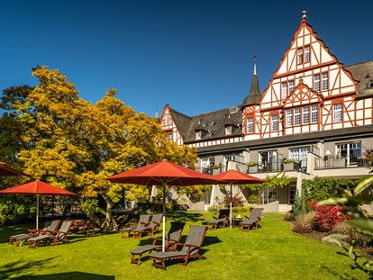 Wellnessurlaub - Hotel-Schwerpunkt: Wellness & Romantik - Hunsrück - Hotelpark - Moselschlösschen Spa & Resort