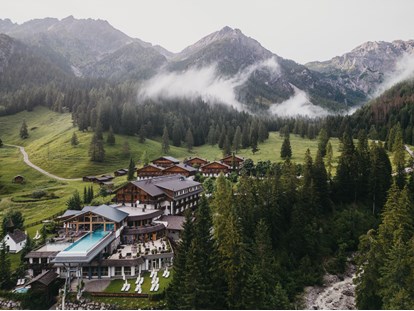 Wellnessurlaub - Niederdorf (Trentino-Südtirol) - Almwellness-Resort Tuffbad
