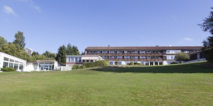 Wellnessurlaub - Bad Peterstal-Griesbach - Außengelände - Hotel Schwarzwald Freudenstadt