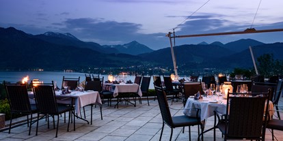 Wellnessurlaub - Preisniveau: gehoben - Kaltenbach (Kaltenbach) - Terrasse Restaurant Senger - Hotel - DAS TEGERNSEE