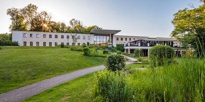 Wellnessurlaub - Hotel-Schwerpunkt: Wellness & Natur - Mauerbach - Panorama vom Schlosspark Mauerbach  - Schlosspark Mauerbach