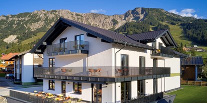 Wellnessurlaub - Day SPA - Tiroler Oberland - BergBuddies Außenansicht - BergBuddies