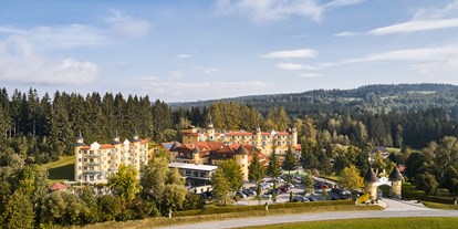 Wellnessurlaub - Aromamassage - Bad Leonfelden - Außenansicht - Hotel Guglwald