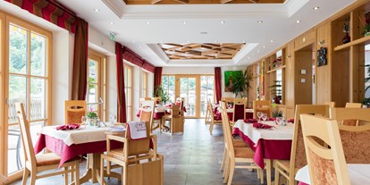 Wellnessurlaub - Klassifizierung: 4 Sterne - Saalbach - Restaurant Wintergarten - Wellness- & Familienhotel Egger