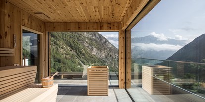 Wellnessurlaub - Restaurant - Latsch (Trentino-Südtirol) - Panorama-Zirben-Sauna - Hotel Burgaunerhof
