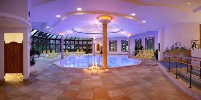 Wellnessurlaub - Pools: Außenpool beheizt - Reith im Alpbachtal - Hallenbad - Ferienhotel Sonnenhof****S