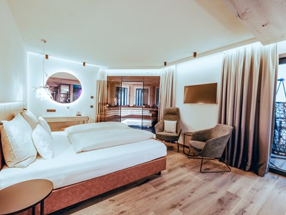 Wellnessurlaub - Bettgrößen: Doppelbett - Sterzing - Unsere Spa Suite Mountain Lodge! - ZillergrundRock Luxury Mountain Resort