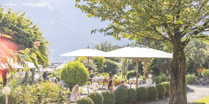 Wellnessurlaub - Hotel-Schwerpunkt: Wellness & Kulinarik - Strass im Zillertal - Sonnenterrasse - Gardenhotel Crystal