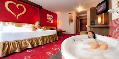 Wellnessurlaub - Hotel-Schwerpunkt: Wellness & Skifahren - Zams - Herz-Zimmer - Romantik & Spa Alpen-Herz