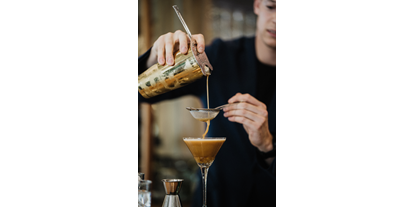 Wellnessurlaub - Honigmassage - Saltaus bei Meran - hochwertige Cocktail- und Barkreationen  - Hotel das stachelburg