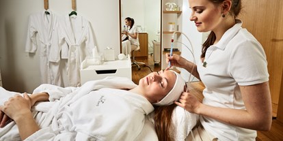 Wellnessurlaub - Lymphdrainagen Massage - Galtür - Hotel Post Lech