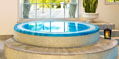 Wellnessurlaub - Ayurveda Massage - Venetien - Unsere Jacuzzi - HOTEL BELLAVISTA TERME Resort & Spa