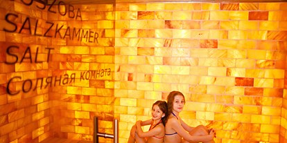 Wellnessurlaub - Honigmassage - Ungarn - Kolping Hotel Spa & Family Resort