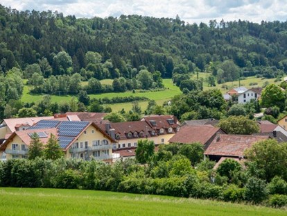Wellnessurlaub - Lymphdrainagen Massage - Hotel Dirsch Wellness  Spa Resort Naturpark Altmühltal